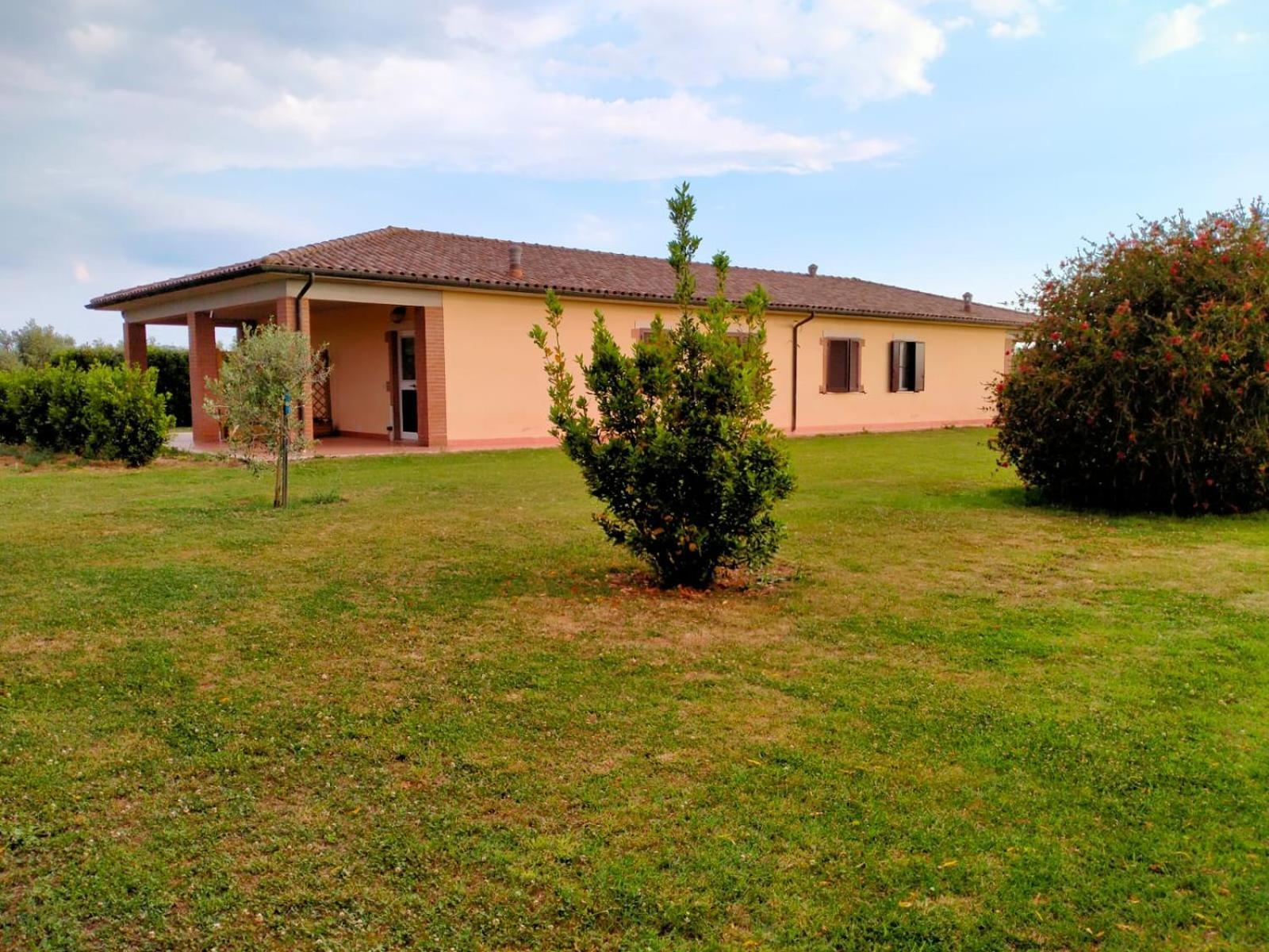 Agriturismo Lungo Albegna Manciano Exterior photo